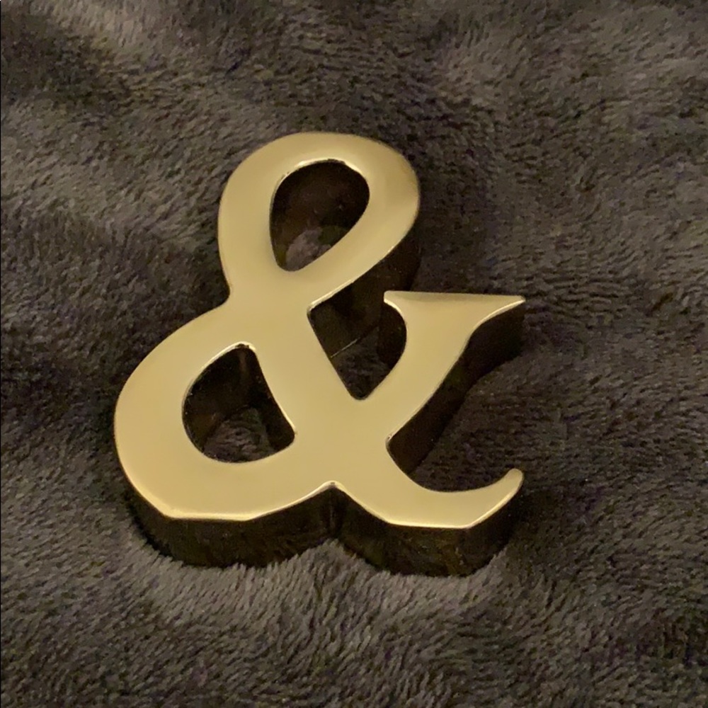 & logo metal book stopper